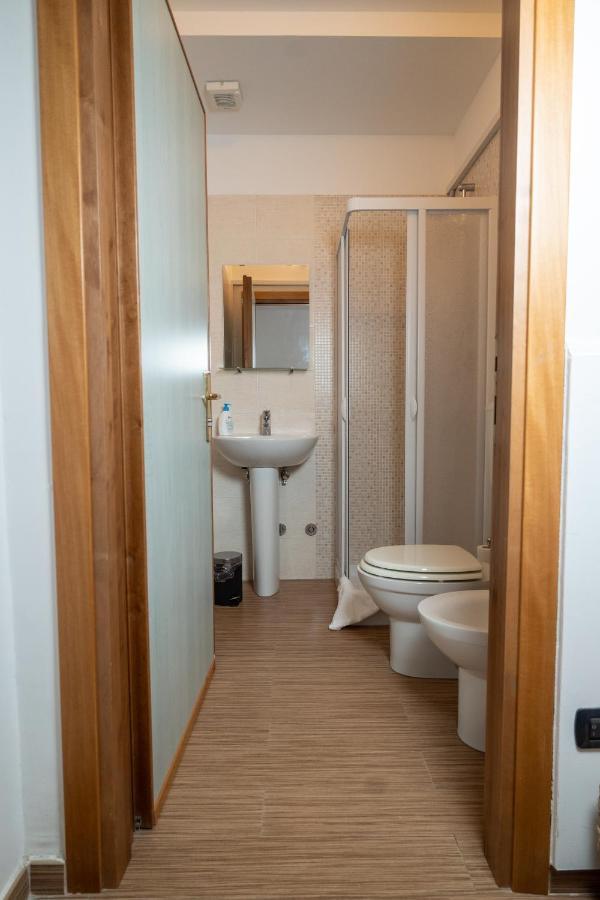 La Dimora Degli Artisti Bed & Breakfast Policoro Bagian luar foto
