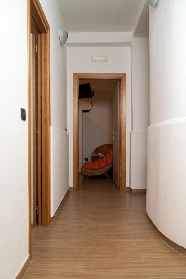 La Dimora Degli Artisti Bed & Breakfast Policoro Bagian luar foto